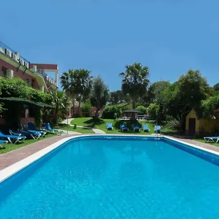 Pinomar Hotel 3*