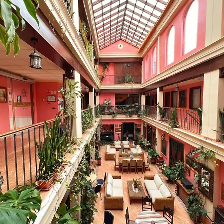 Pinomar Hotel